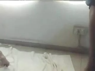 फूहड़ सेक्सी फुल फिल्म कमबख्त