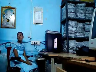 एमआईएलए वर्षा फुल सेक्सी इंग्लिश फिल्म और हस्तमैथुन