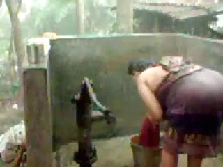ओल्डी लेकिन इंग्लिश फुल सेक्सी मूवी गोल्डी -85-