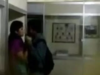फ्रेंच एमआईएलए और सेक्सी फुल मूवी हिंदी वीडियो उसके काले प्रेमी