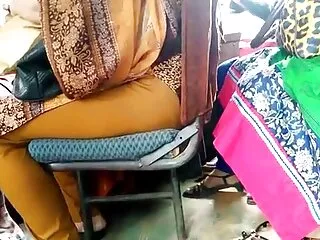 चरम किशोर एडलिन दोनों हिंदी सेक्सी फुल मूवी एचडी में छेदों में एक डिल्डो लेता है