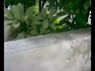 टिटि मिल्क के साथ सेक्सी फुल फिल्म हैंडजोब